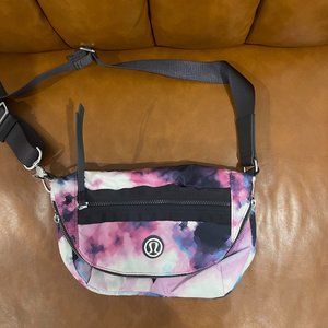 Lululemon Festival Bag Crossbody Purse (Blooming Pixie)